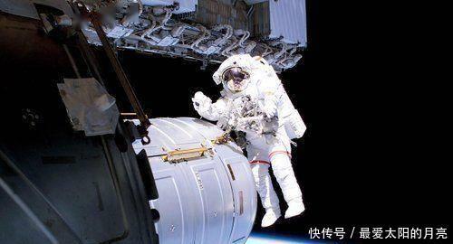 宇航服 我国航天员将于今年穿新航天服上天,宇航服的价格引人注意