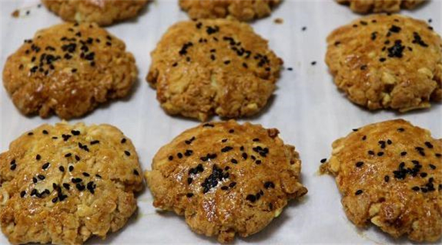 教你桃酥最简单的做法,口感香甜酥脆,好吃又解馋,看一遍就学会