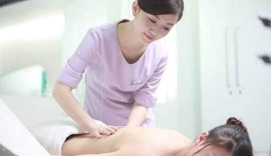 女性“裸睡”好处多,但也需注意三大问题,为健康了解下