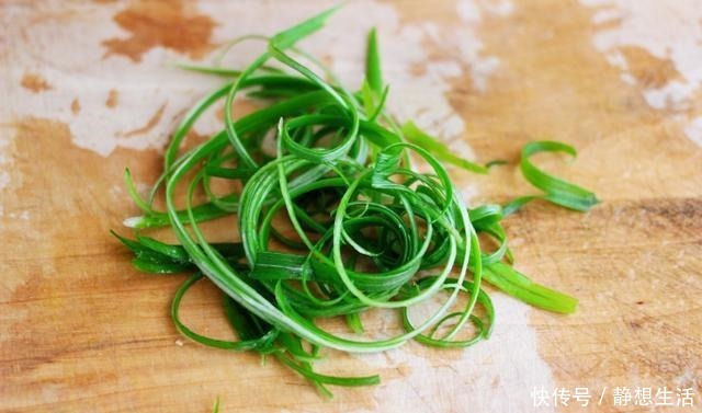 鱼不论怎么蒸都发腥牢记这2点,不腥肉嫩还很鲜