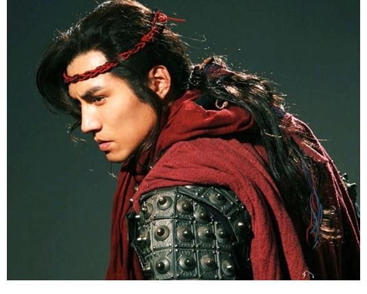 武松@《水浒传》中的九场巅峰之战，林冲战杨志上榜，武松打虎排第几？