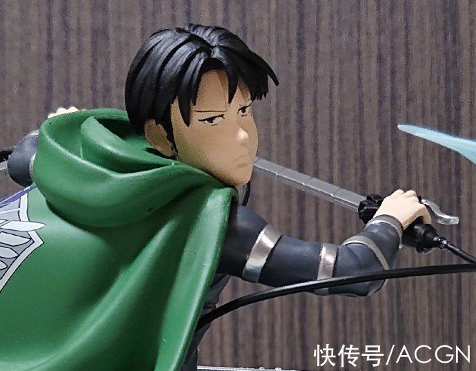 联动|巨人联动手办疑似翻车,兵长脸肿得像被蜜蜂蛰了一样