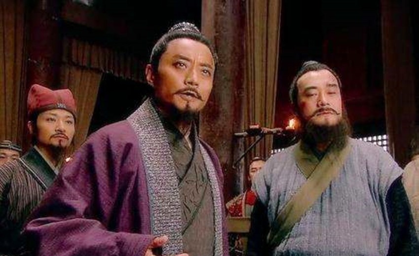 竟是|宋江的心腹是谁?不是吴用,不是李逵,竟是他