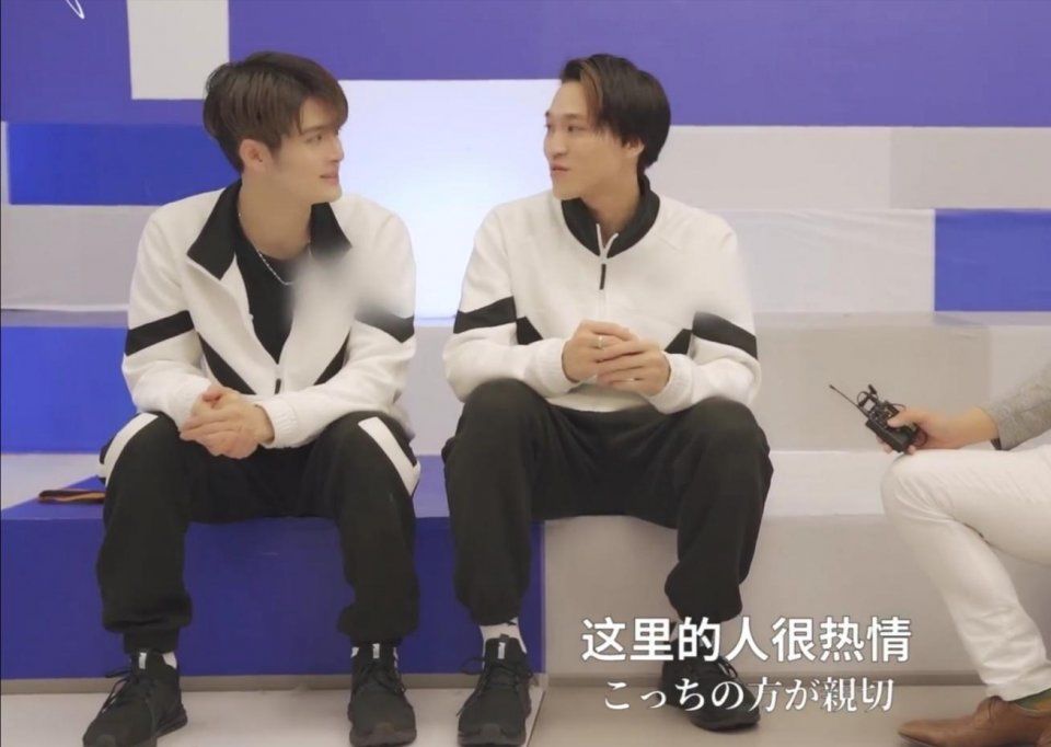 《创4》外国选手又惹争议，吐槽中国人声音大，还说服务员态度差