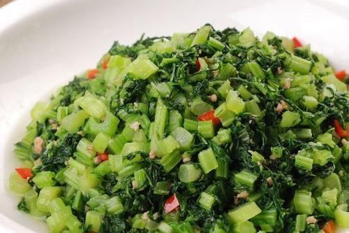 女性想年轻，多吃以下食物，排出宿便，改善便秘，肌肤变细腻