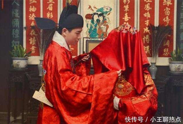 老师出上联因荷而得藕,少年却脱口而出下联,促成一段姻缘