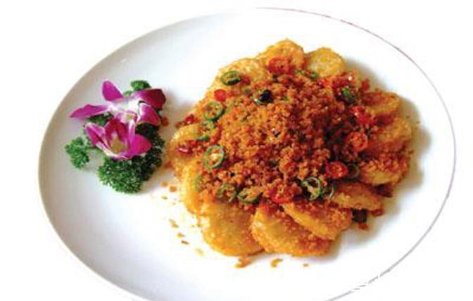 美食推荐:渣辣子炒莲片、麻香跳跳蛙、韭香蛋皮煨鲚门制作方法