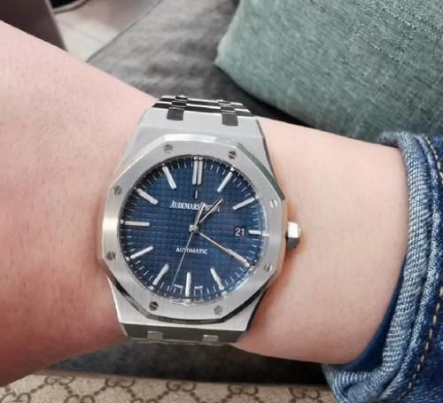 都说男人爱手表，那么你爱的对吗？戴哪些表才能有阳刚之气