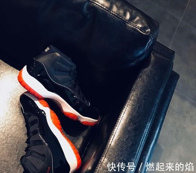 nike Travis Scott 上脚新倒钩，冲得到算我输丨潮鞋上脚！