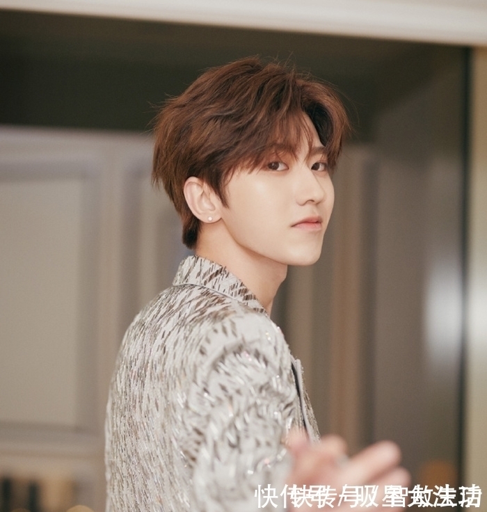 王俊凯|曾淘汰王俊凯易烊千玺蔡徐坤鞠婧祎,如今却成回炉选手