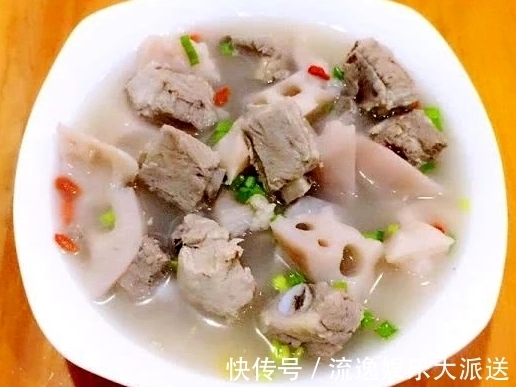 黑木耳|四菜两汤，肉质酥嫩，汤汁醇厚，营养美味又滋补，常吃益智强体质