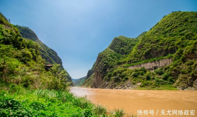 “蜀道难，难于升青天”说的就是这里