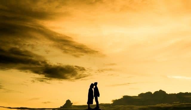 亲朋好友!聪明的人,不会在朋友圈炫耀