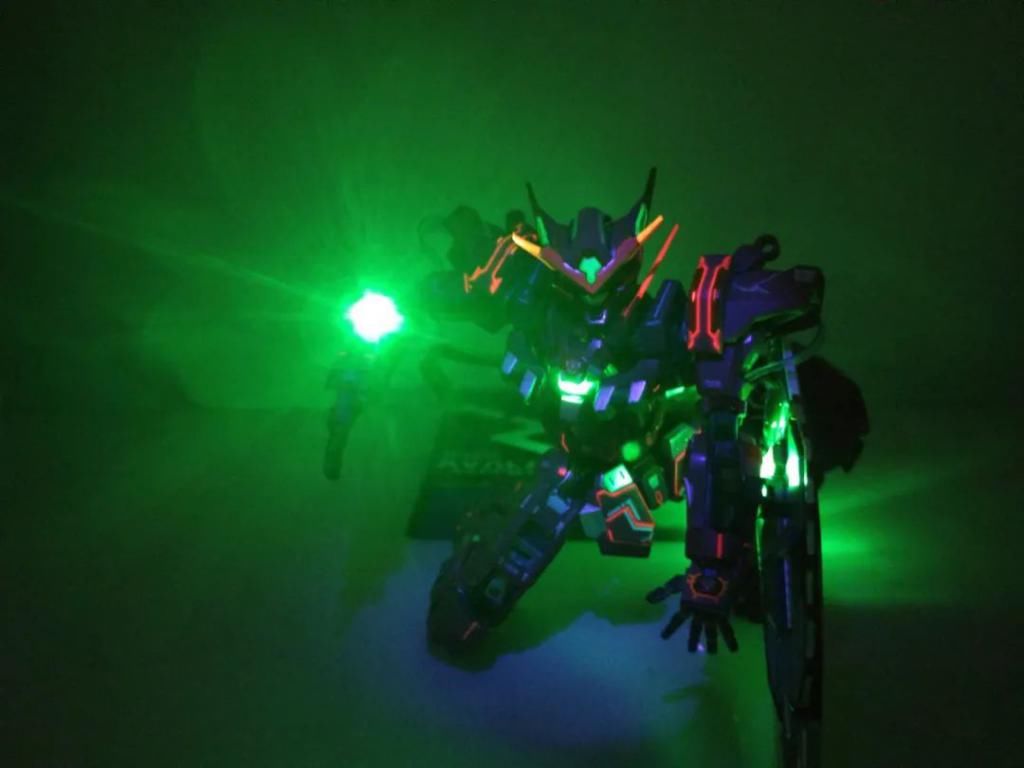 一言难尽|HS的一言难尽，荧光渗线加分