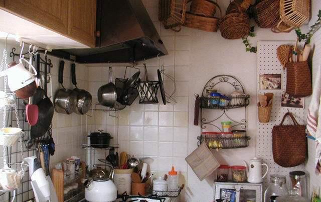 以前不懂,瓶瓶罐罐堆灶台!其实厨房早该这样弄,干干净净又精致