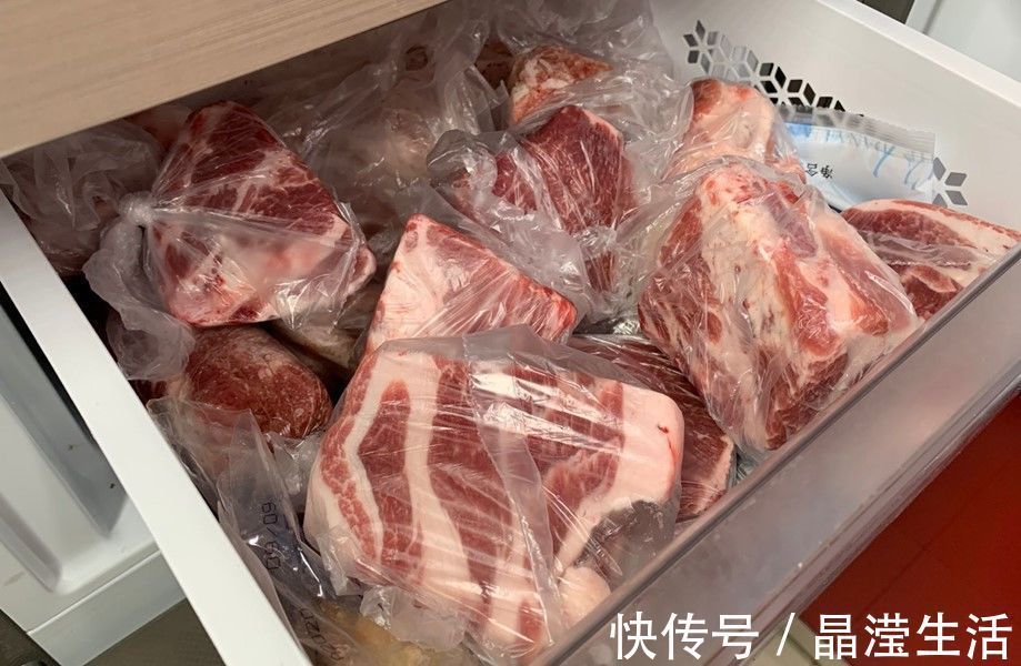 鲜肉|从冰箱拿出的冻肉，记得不要加水泡，教你一招，吃起来跟鲜肉一样