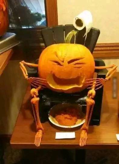 |搞笑图片幽默段子笑话哥们你的指甲该剪一剪了,养了多久啊