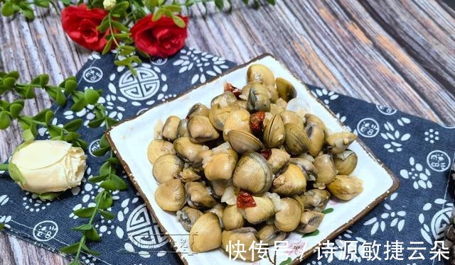 老一辈眼里的美食，小时候桌上有它就算开荤了，咸香入味超级下饭！