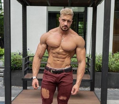 乔大|对号入座,你的胸肌是哪种形状?看看这种会跳舞的胸肌怎么练的?