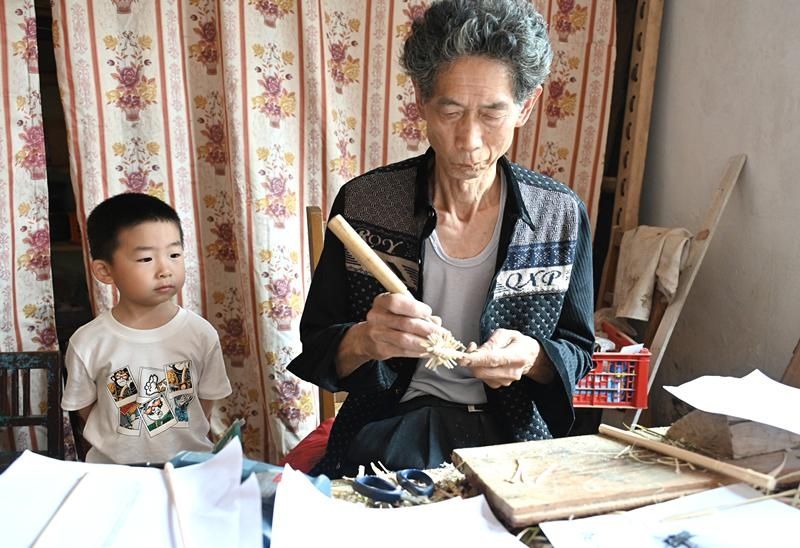 十八般兵器|浙江宁海涨坑村民自制“手办” 十八般兵器让你带回家