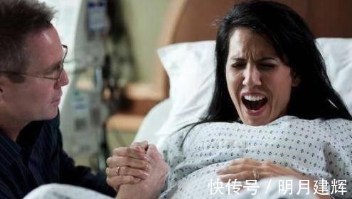 尴尬|好尴尬!带你看看产房里的尴尬事儿,简直难以启齿!