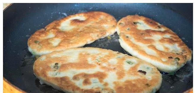 面团|酥到掉渣的葱花酥饼,全程步骤告诉你,想做错都难,再也不用买了