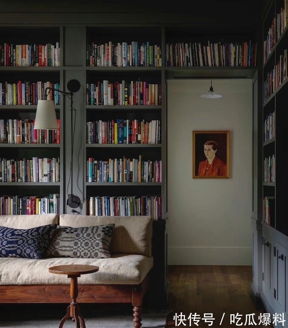 红酒|退休后的梦想家,深木色家具花壁纸,一起感受岁月静好的乡村住宅