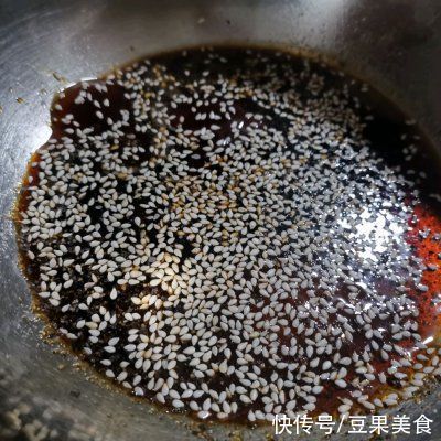 汤匙|告诉你3个诀窍，在家也能做出脆皮五花肉