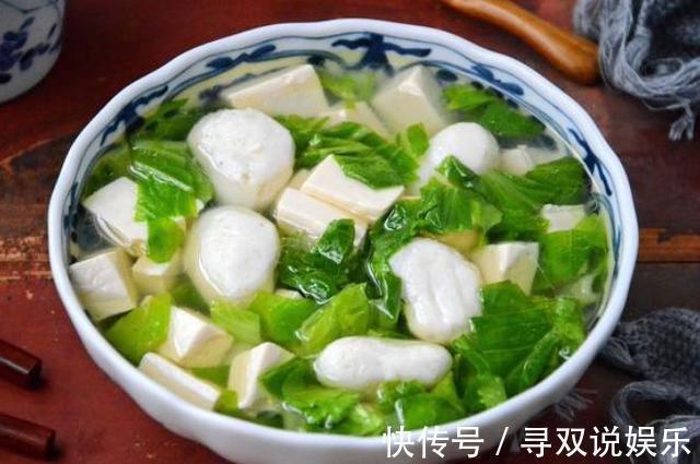 一道菜|南方人一家4口的晚餐,花了80元做了8菜1汤,北方人看不下去
