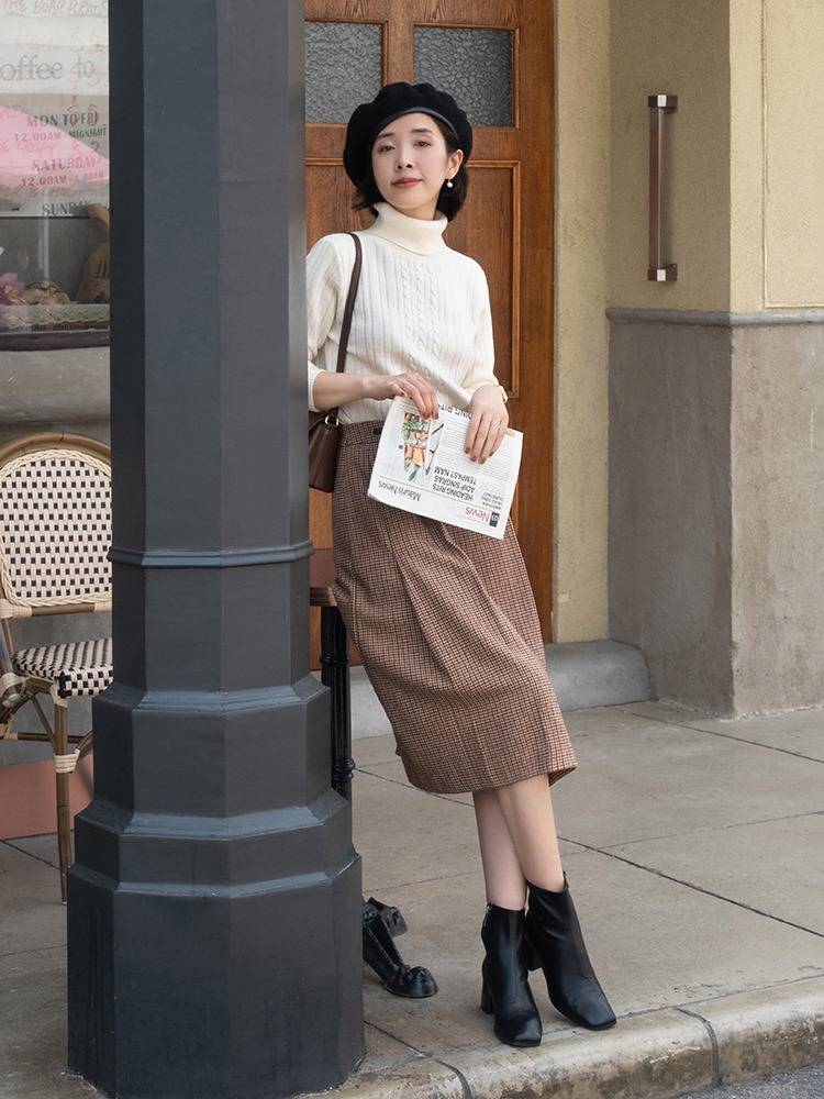 大衣|说实话,你低估了针织毛衣!这几种搭配高级又保暖,适合40岁女人