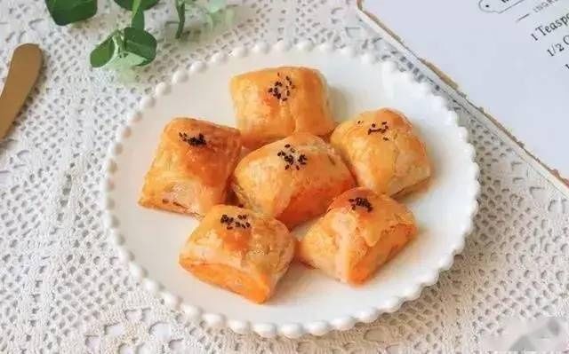 红薯这做法火了，香甜酥脆，咬一口酥掉渣，3分钟学会！