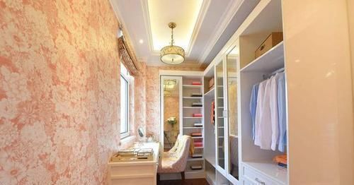 衣帽间|当初不顾家人反对,坚持把卧室这地方改成衣帽间,装完都不吭声了