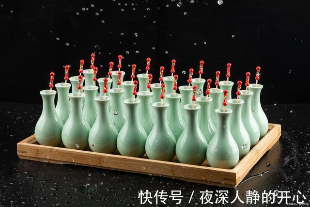 |“借问酒家何处有”搞笑下联