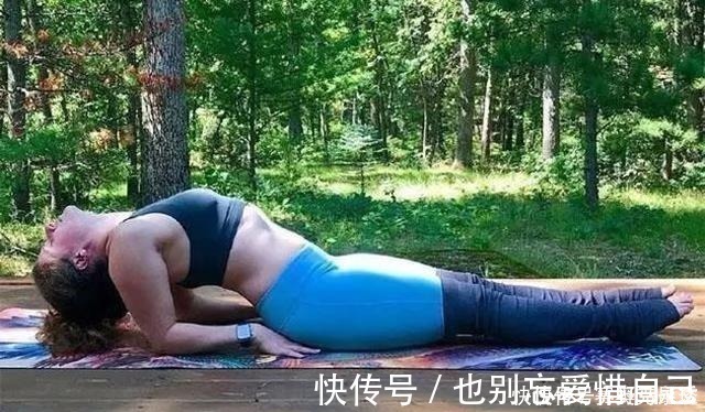 胸腔|一个极具观赏性的瑜伽体式，开胸又美背，你解锁了吗？