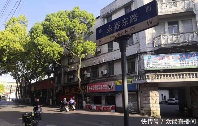 路过三十年前的小学母校,差点没认出来