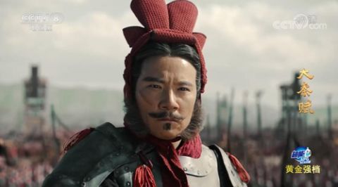 兵马俑|秦兵头上的蝴蝶结?屋子里的镇墓兽?这部历史剧成了观众大型“考古”现场