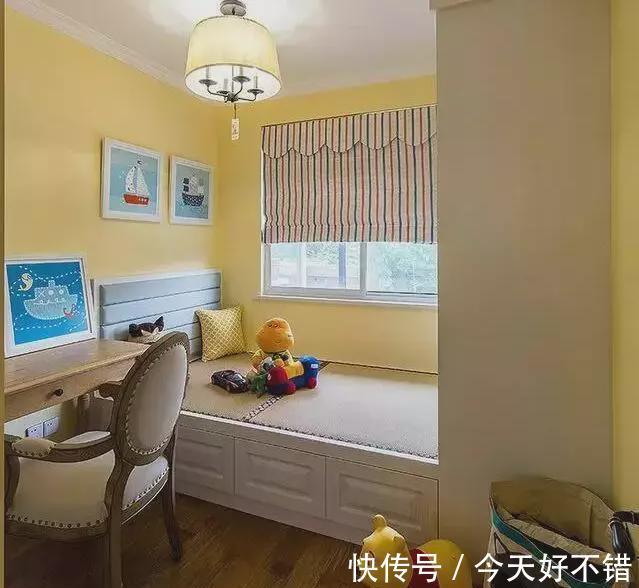 卧室壁纸|刚装的新房,简直太漂亮了,亲戚都夸卧室壁纸选的有眼光