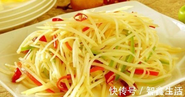炒土豆丝,放醋时机很重要,学会2技巧,出锅鲜亮脆爽,酸辣入味