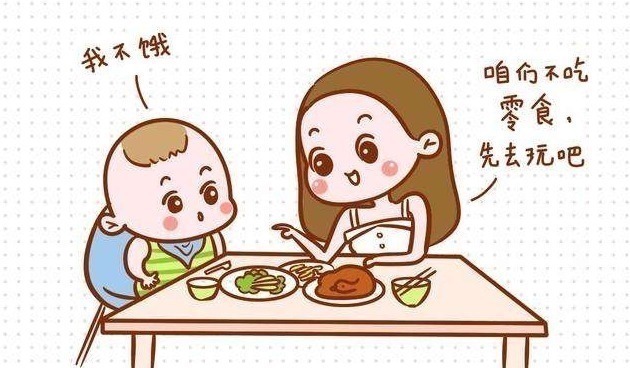 孩子|三位小姨协同宝妈喂饭,宝宝特别配合,网友:有人威胁就眨眨眼