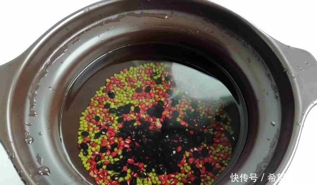 三豆汤|夏至后,用这3种豆子煮汤,坚持一周3次最好,很多人不知道有啥用!