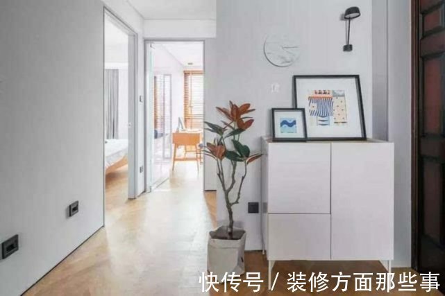 亚光砖|89平借用厨房空间将干区移到卫生间外,将电视墙改为柜子隔断
