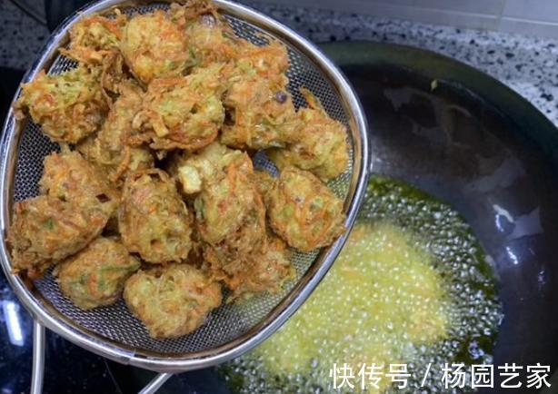 秋天来了,萝卜准备怎么吃?这样做,萝卜金黄酥脆,香到没朋友