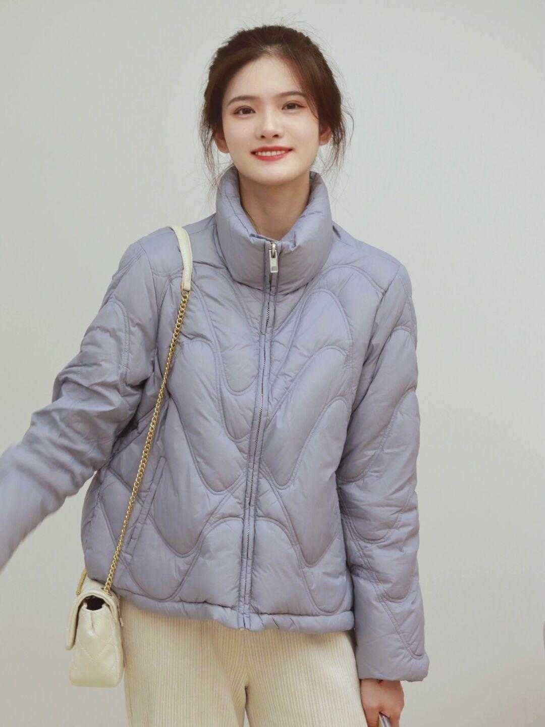 羽绒服 韩系风的羽绒服搭配,让你的气质更出众,保暖且显瘦