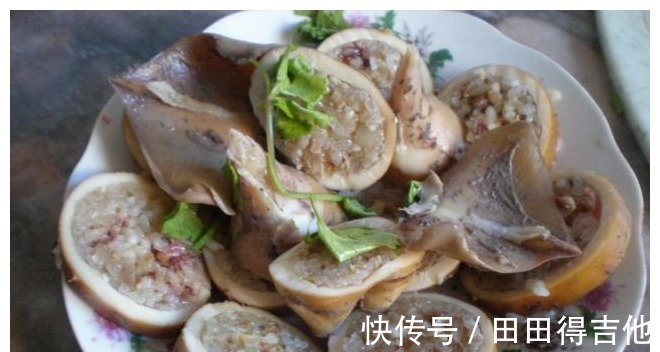 这道菜|爆炒鱿鱼太普通了，加上糯米这样做，简单几步，奶香四溢脆爽鲜美！