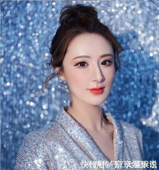 网购|薇娅暂停直播，入院动手术，亮点却在她的手环上？
