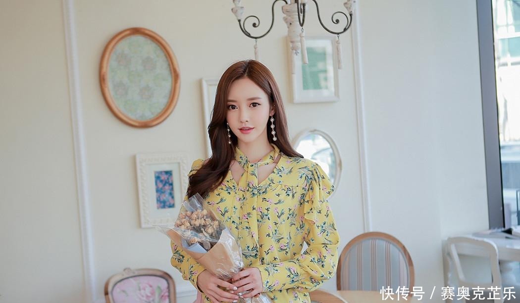 玻彩|孙允珠:春熙芊柳珐琅玻彩褶皱碎花衫!