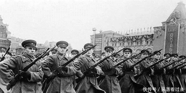 列宁格勒战|列宁格勒保卫战,被德军围困900天,列宁格勒为何都没陷落?