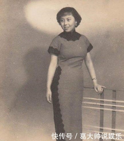 皇后|“民国美女”珍贵老照片:张张相貌动人,图四是当时“校园皇后”