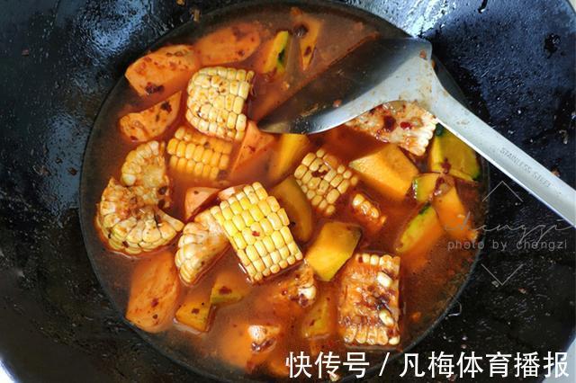 黑虎虾|46岁阿姨一人食午餐,焖一锅饭菜都有了,网友:家里没矿,吃不起