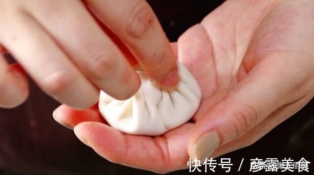 包子|遇到此馅儿别手软，咬一口，流出满满的汤汁，学会可以开包子店了